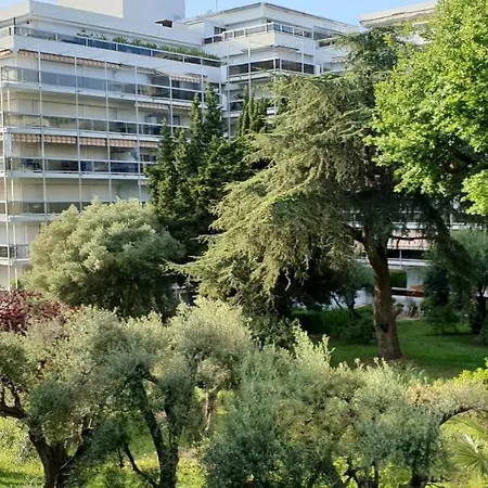 Studio Mas De Tanit Juan Les Pins Apartamento *